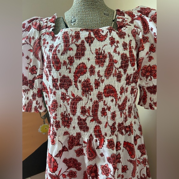 NWOT IVY STREET EVERLILY PAISLEY PRINT PUFF SLEEVE DRESS. RUCHED TOP, STRETCHY. - Picture 4 of 10